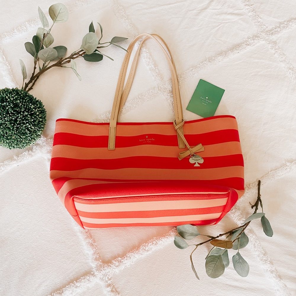 Kate Spade Hawthorne Lane Ryan Tote (Pink Stripes)